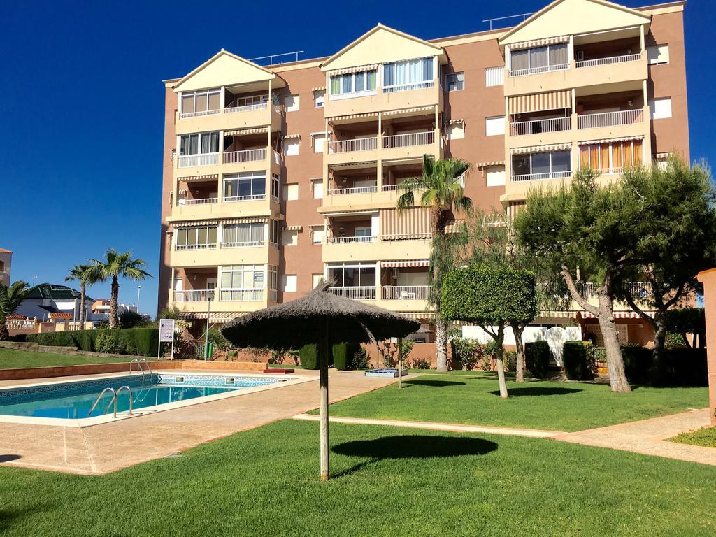 Apartamentos Arenales Del Sol II מראה חיצוני תמונה